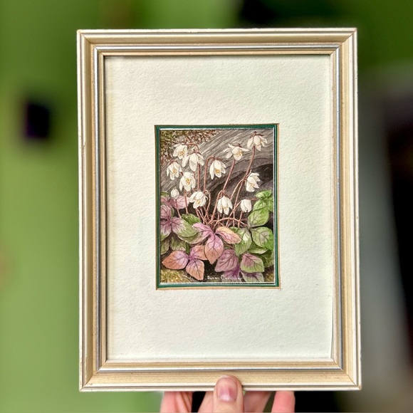 VTG Golden Framed Lily of The Valley Floral Elegant Cottagecore Art Decor - Picture 6 of 6